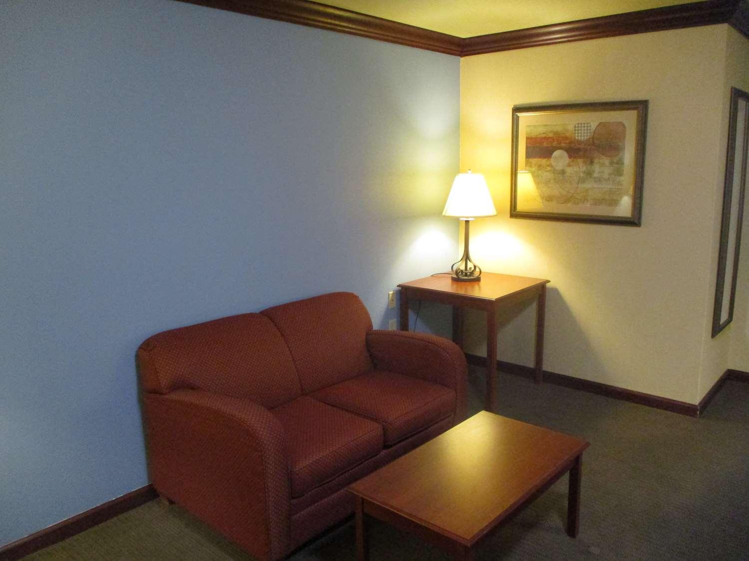 Best Western Coffeyville Central Business District Inn And Suites ภายนอก รูปภาพ